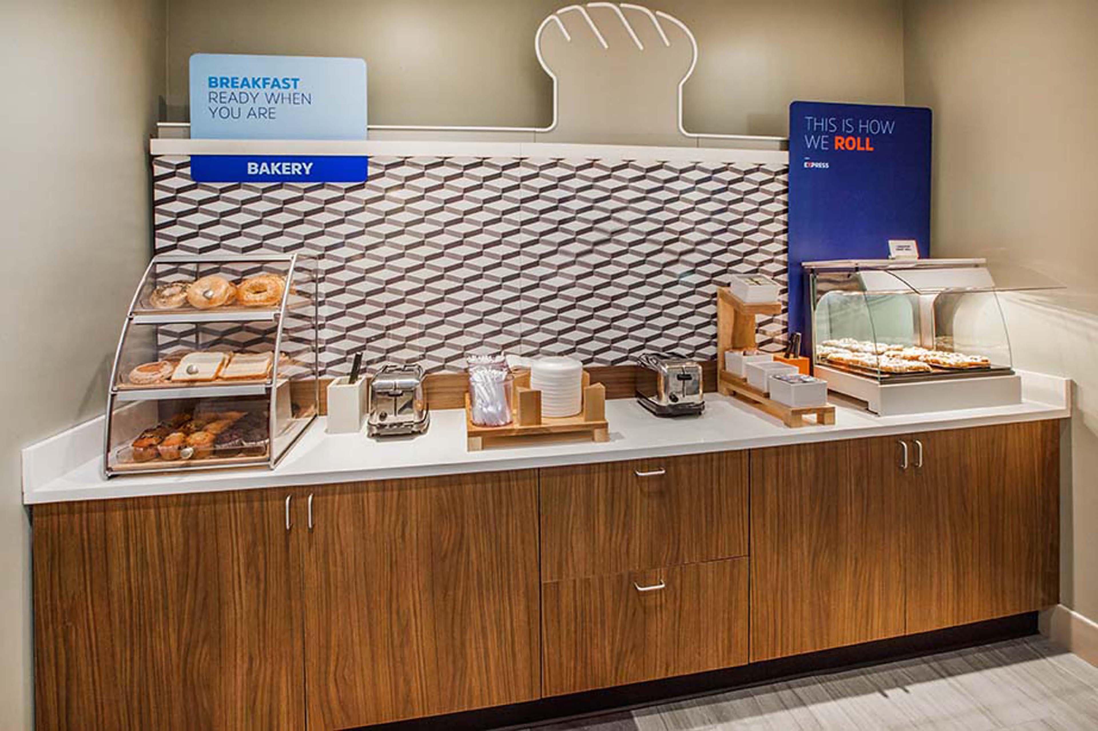 Holiday Inn Express Alva By Ihg Extérieur photo
